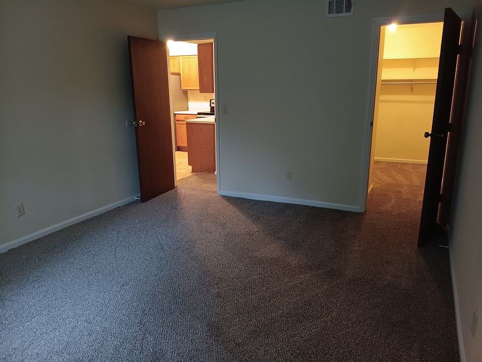 1st image of 1601 Dayton Ave