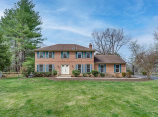 1412 Richview Ct, Vienna, VA 22182