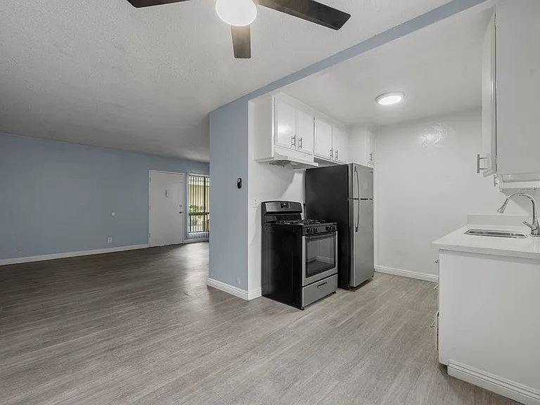 1975 S Corning St #2 — Photo 8