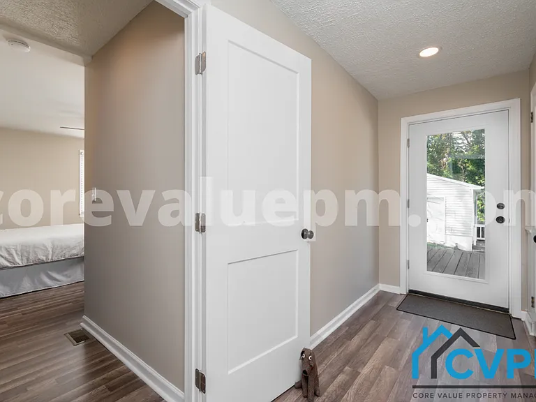 8627 Park Ave — Photo 18