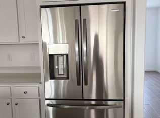 1259 Bloom Ave, Clovis, CA 93619