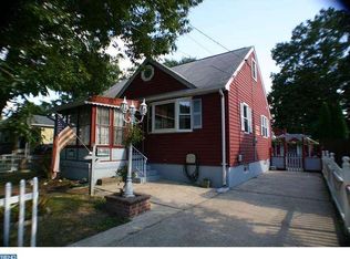 320 Jackson Ave, Magnolia, NJ 08049