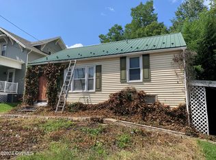 102 N Center St, Shamokin Dam, PA 17876