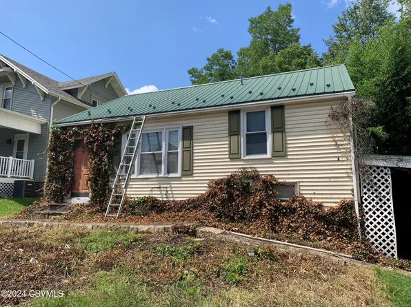 102 N Center St, Shamokin Dam, PA 17876