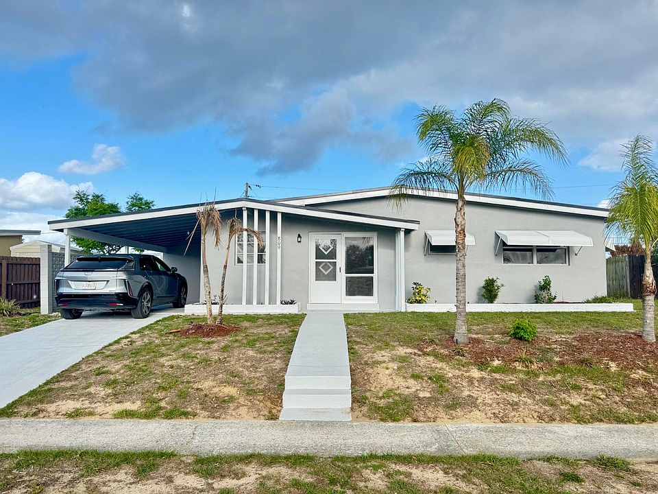 1st image of 809 Gilbert Street