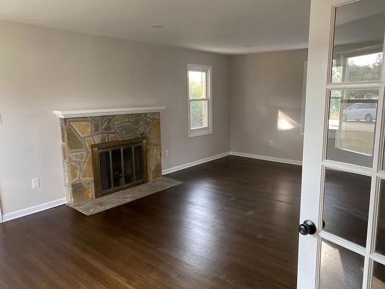 2376 Route 33 — Photo 10