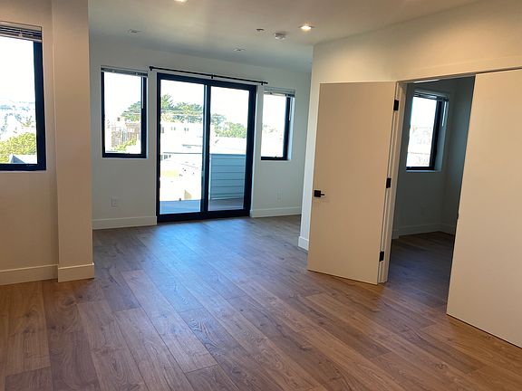 3rd image of 878 Rhode Island St #2