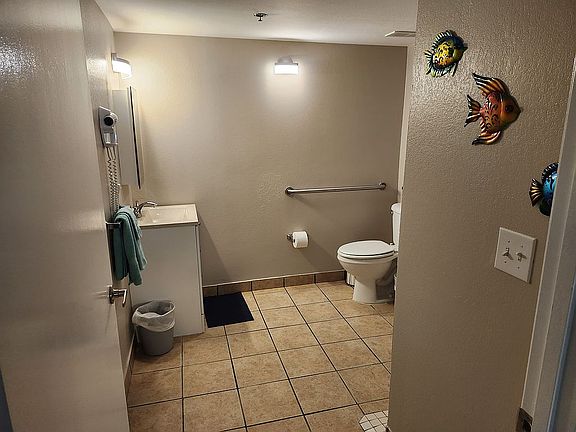 3rd image of 1909 S Atlantic Ave #701