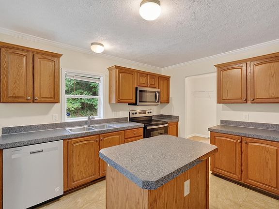 2nd image of 126 Hunter Rd