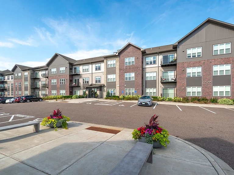Rush Creek Apartments — Photo 54