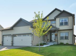 710 Kadler Cir, Hanover, MN 55341