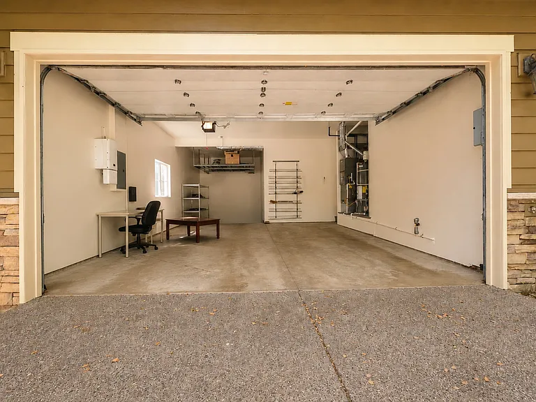 18626 37th Dr SE — Photo 32