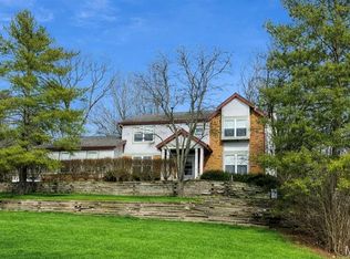 5839 Brookstone Terrace Dr, Saint Louis, MO 63129