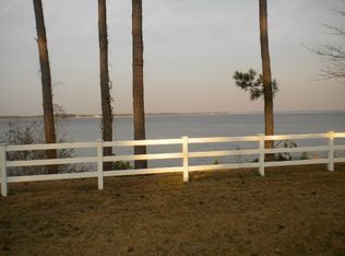 202 Johnson Point Rd #A, New Bern, NC 28560