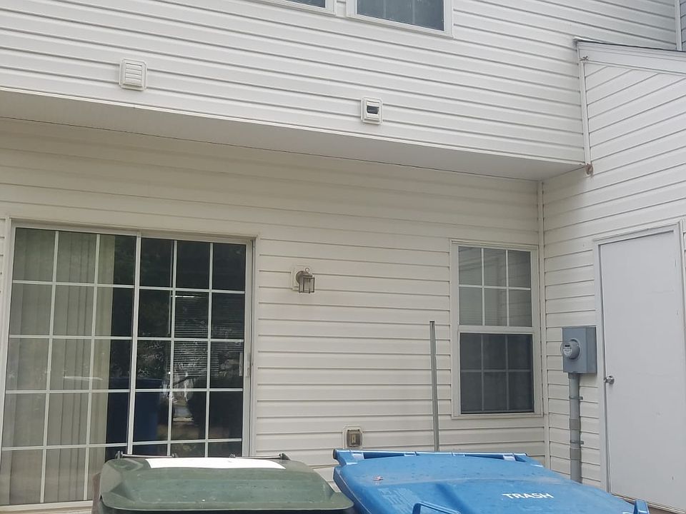 2nd image of 2753 Ashleigh Ln