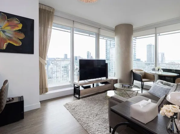 777 Richards St #3601, Vancouver, BC V6B 0M6