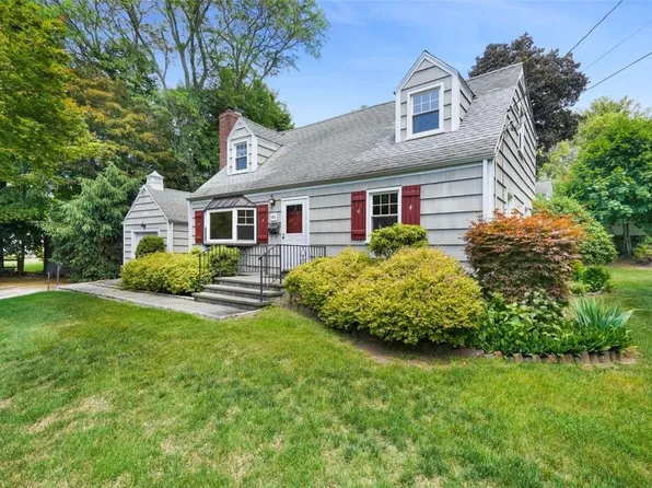 40 Barksdale Road, White Plains, NY 10607
