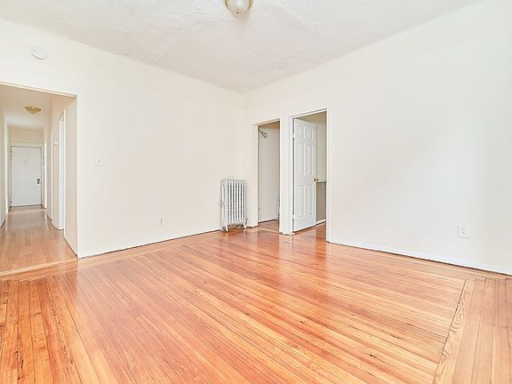 3rd image of 520 W 156th St APT 52