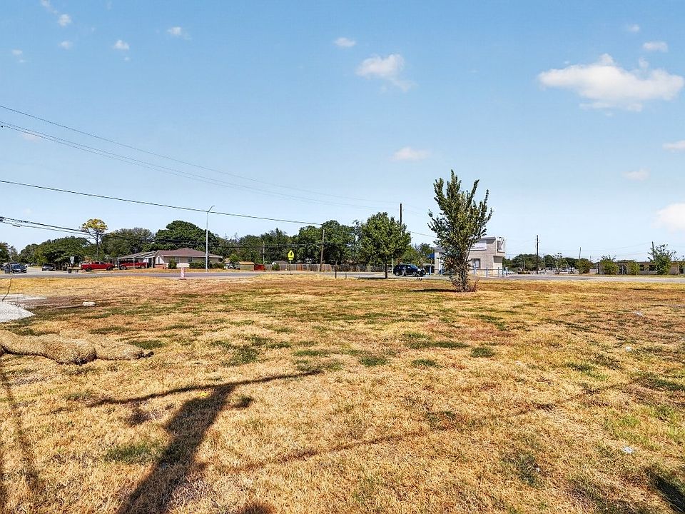 7th image of 2648 W Scyene Rd