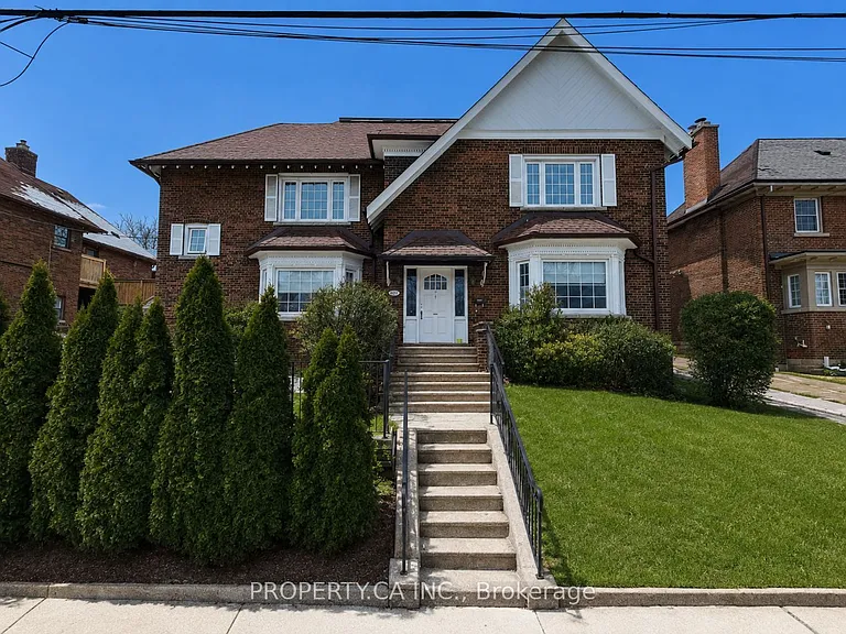 460 Oriole Pkwy #UPPER — Photo 1