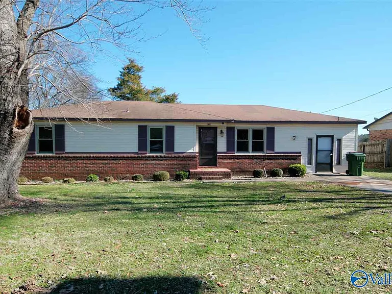 6206 Angus Cir NW — Photo 2