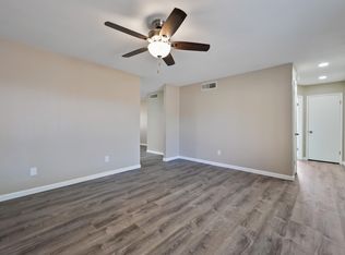 1954 E Sandra Ter, Phoenix, AZ 85022