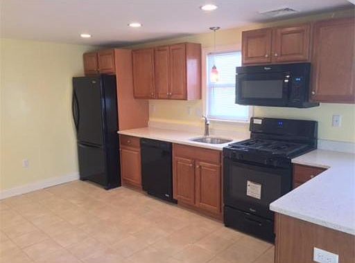 4th image of 21 Alandale Pkwy