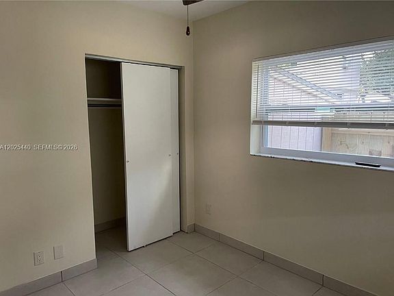 5th image of 1720 Pierce St #3