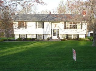 7 Eck Rd, Wappingers Falls, NY 12590