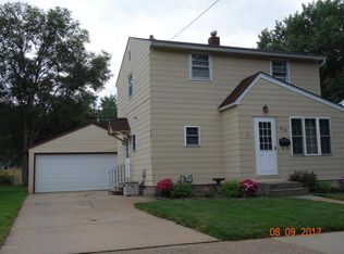 810 12th Ave SE, Austin, MN 55912