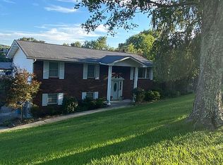 6640 Greenview Dr, Knoxville, TN 37918