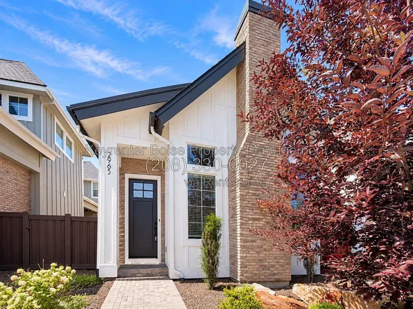 2965 W Hidden Springs Dr, Boise, ID 83714