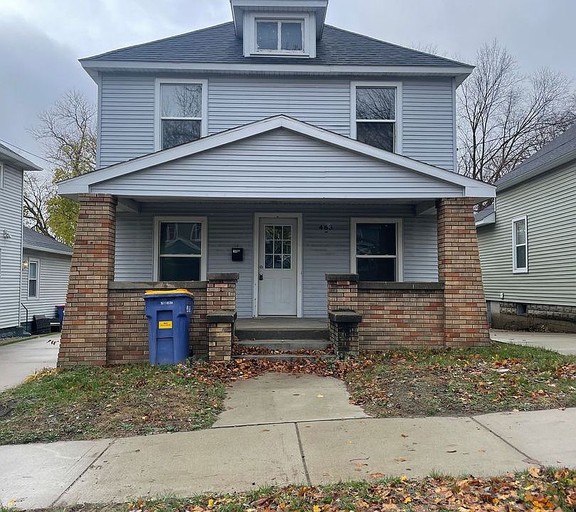1st image of 463 Emerald Ave NE