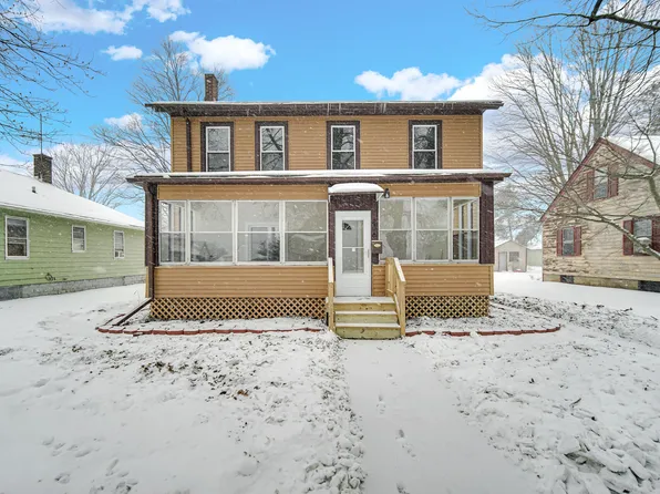 806 Lawrence St, La Porte, IN 46350