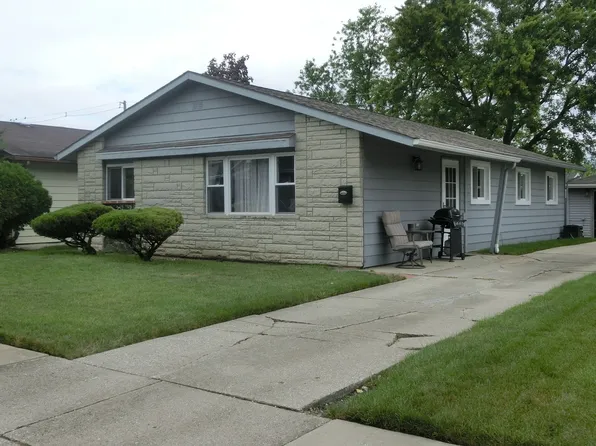 4420 Adele Ln, Oak Forest, IL 60452