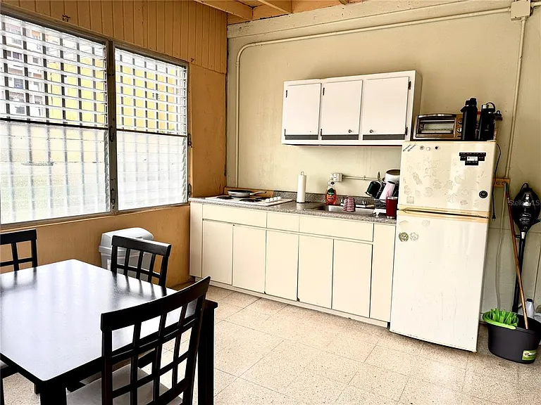 27 Sanchez Justiniano Acacias — Photo 1