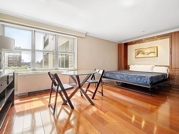 5th image of 205 3rd Ave APT 10-A