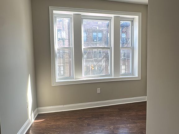 2nd image of 159 Bergen Ave #30