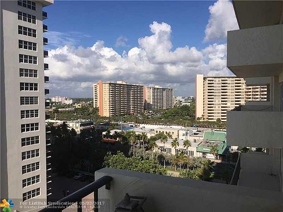 3rd image of 3550 Galt Ocean Dr APT 904