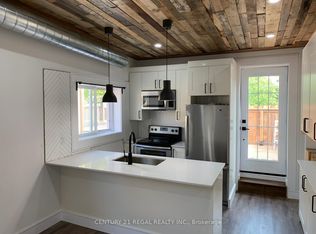 923 Kingston Rd #2, Toronto, ON M4E 1S6