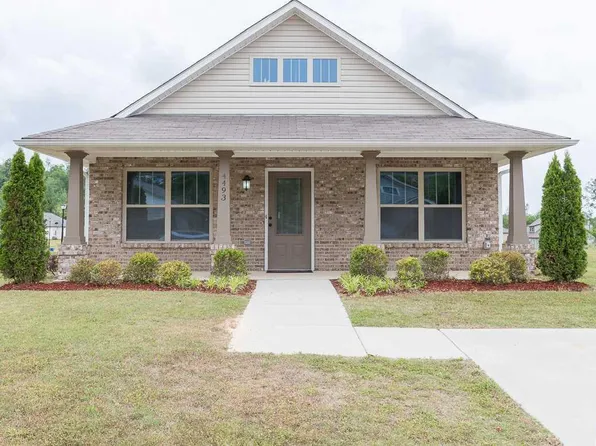 5482 Winchester Hills Ln, Birmingham, AL 35215