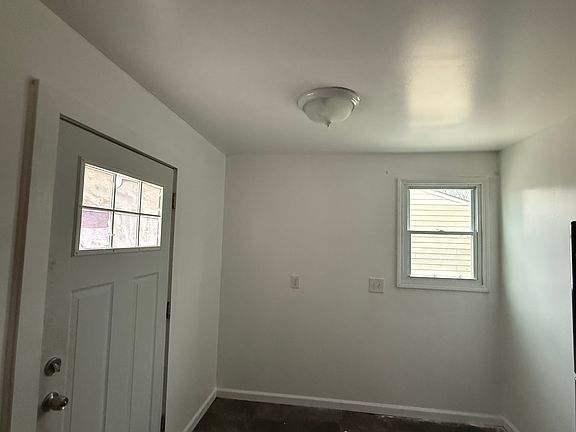 5th image of 1011 Nash Ave