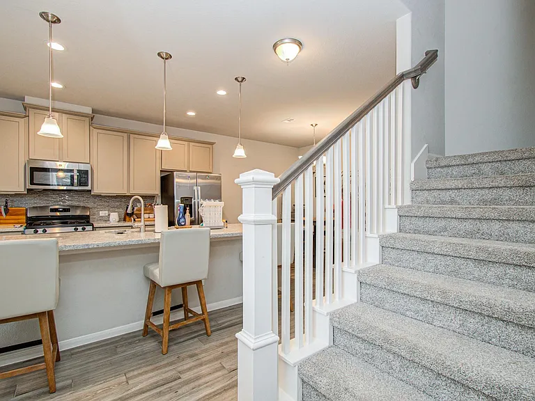 5543 Evanston Ln — Photo 7