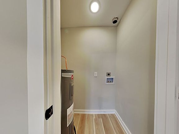5th image of 1730 17th Ave N APT C