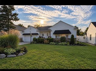 4521 Longleaf Rd, Warrensville Heights, OH 44128