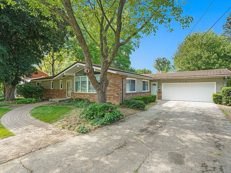 1st image of 3119 Hampshire Blvd SE