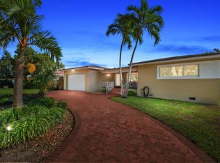 307 N Rainbow Dr, Hollywood, FL 33021