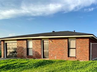 200 Chapel Ln, Westwego, LA 70094