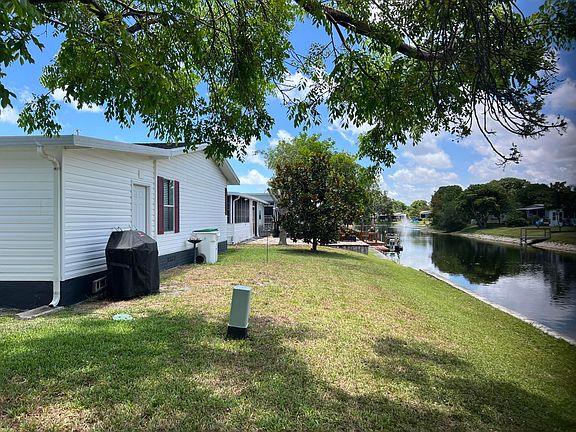 4th image of 6543 NW Nw 32nd Ave Avenue