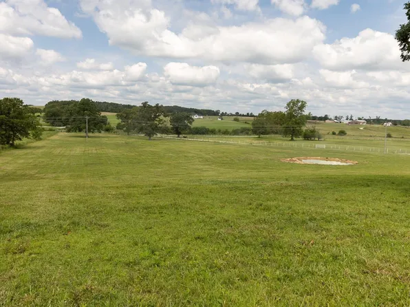 10851 Lone Pine Road, Mountain Grove, MO 65711